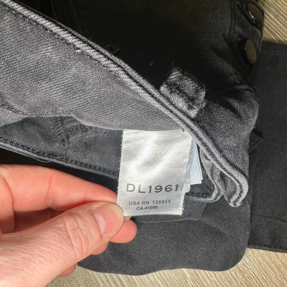 DL1961 Florence Ankle Moto Skinny Jeans Black Stretch Mid Rise Size 27 - Picture 3 of 6